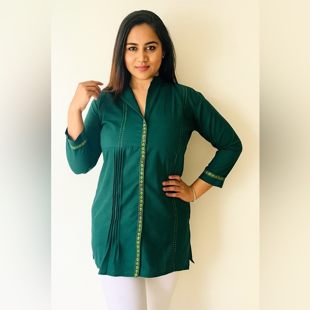 Short kurti/ tunic top